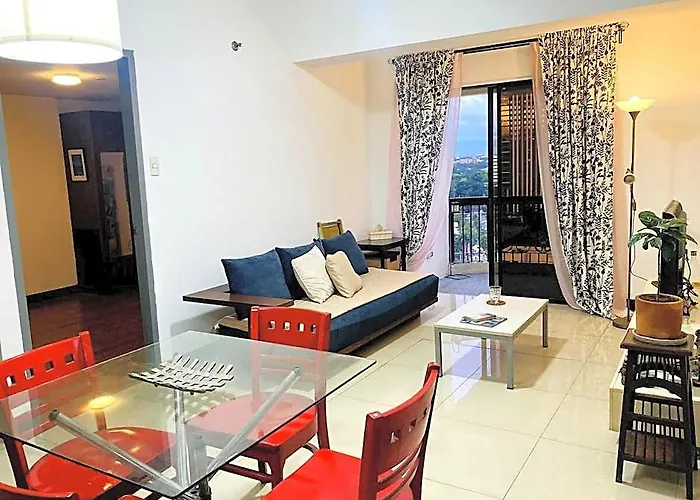 Spacious Near Tomas Morato Отель 4*